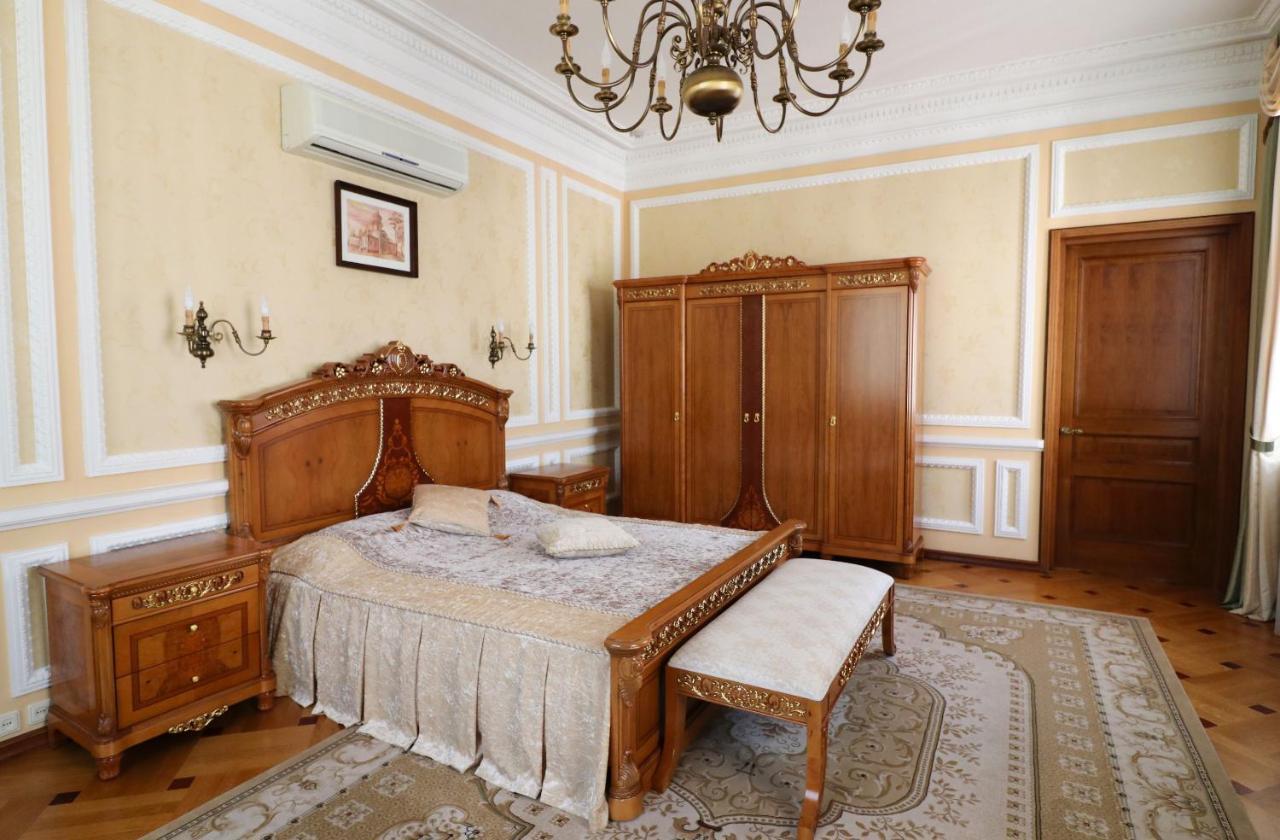 Vip Apartments Dipservice Hall Мінськ Екстер'єр фото