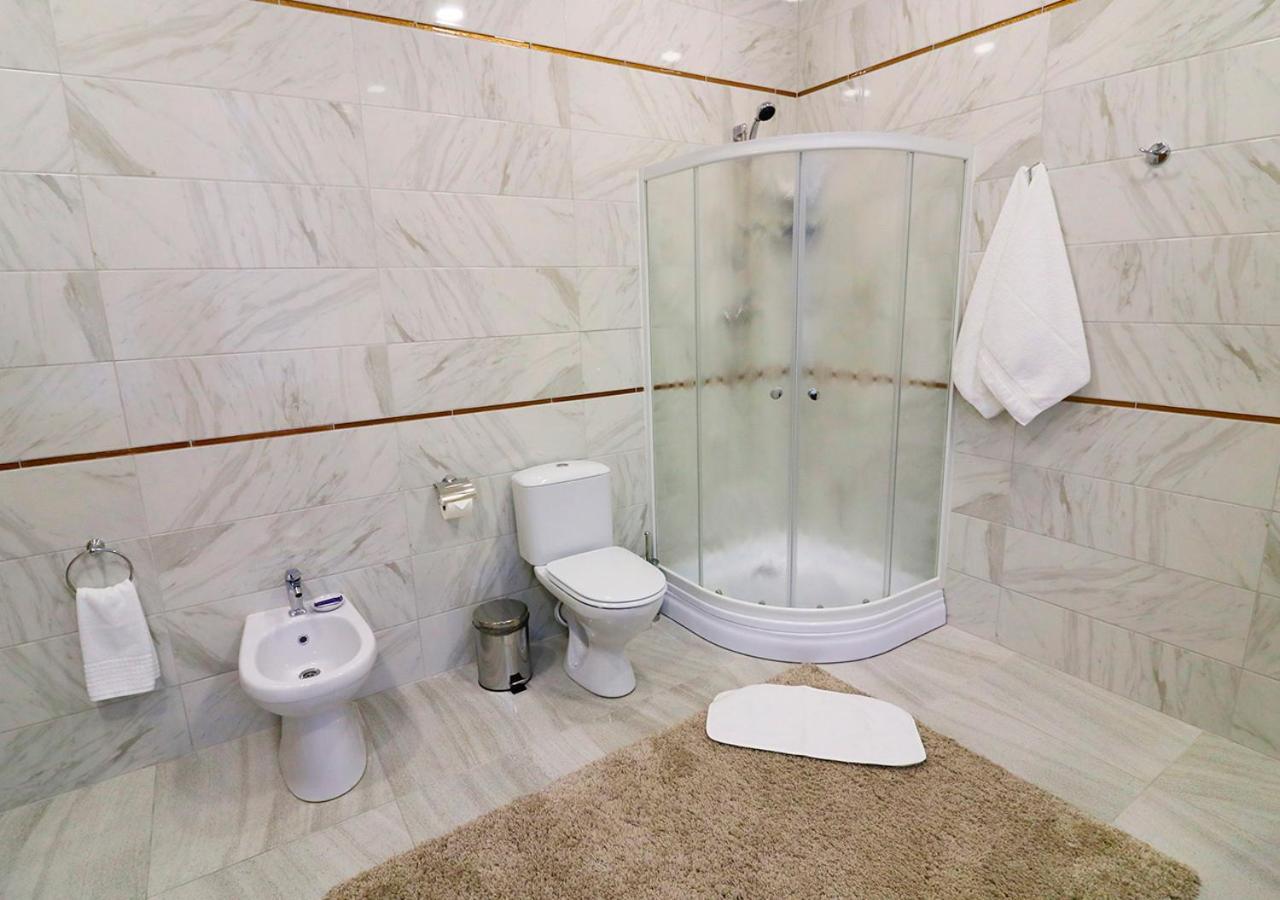 Vip Apartments Dipservice Hall Мінськ Екстер'єр фото